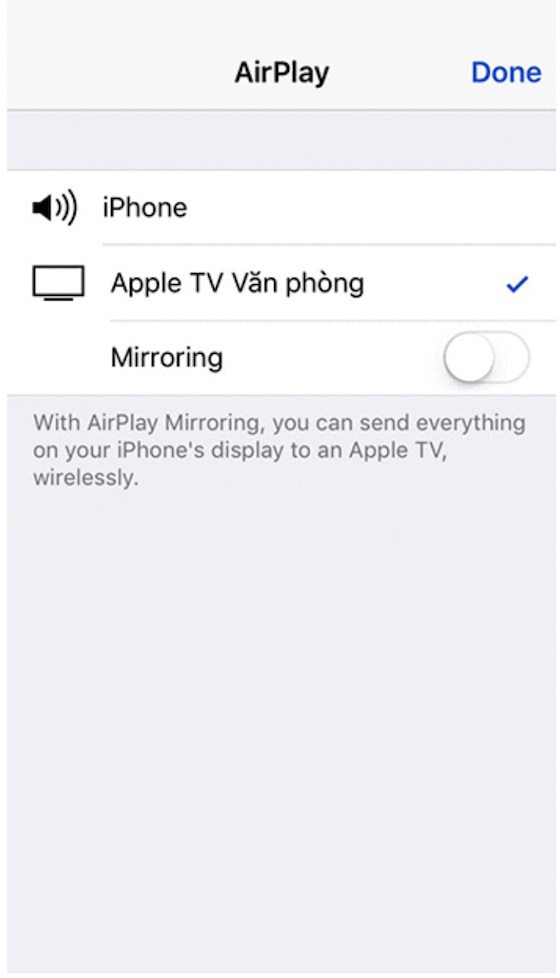 Bước 5: Ở chiếc iPhone, bạn vuốt từ dưới lên, sau đó chọn vô mục AirPlay —-> chọn Apple TV bạn muốn kết nối.